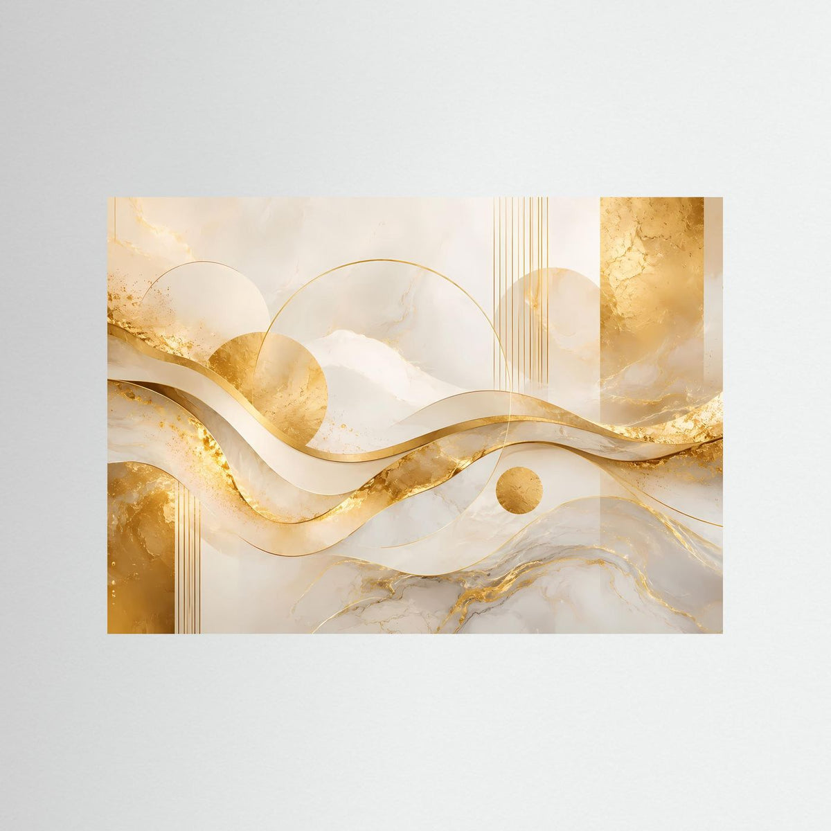 Abstraktes Querformat-Poster mit Wellen in Creme, Weiß und Gold