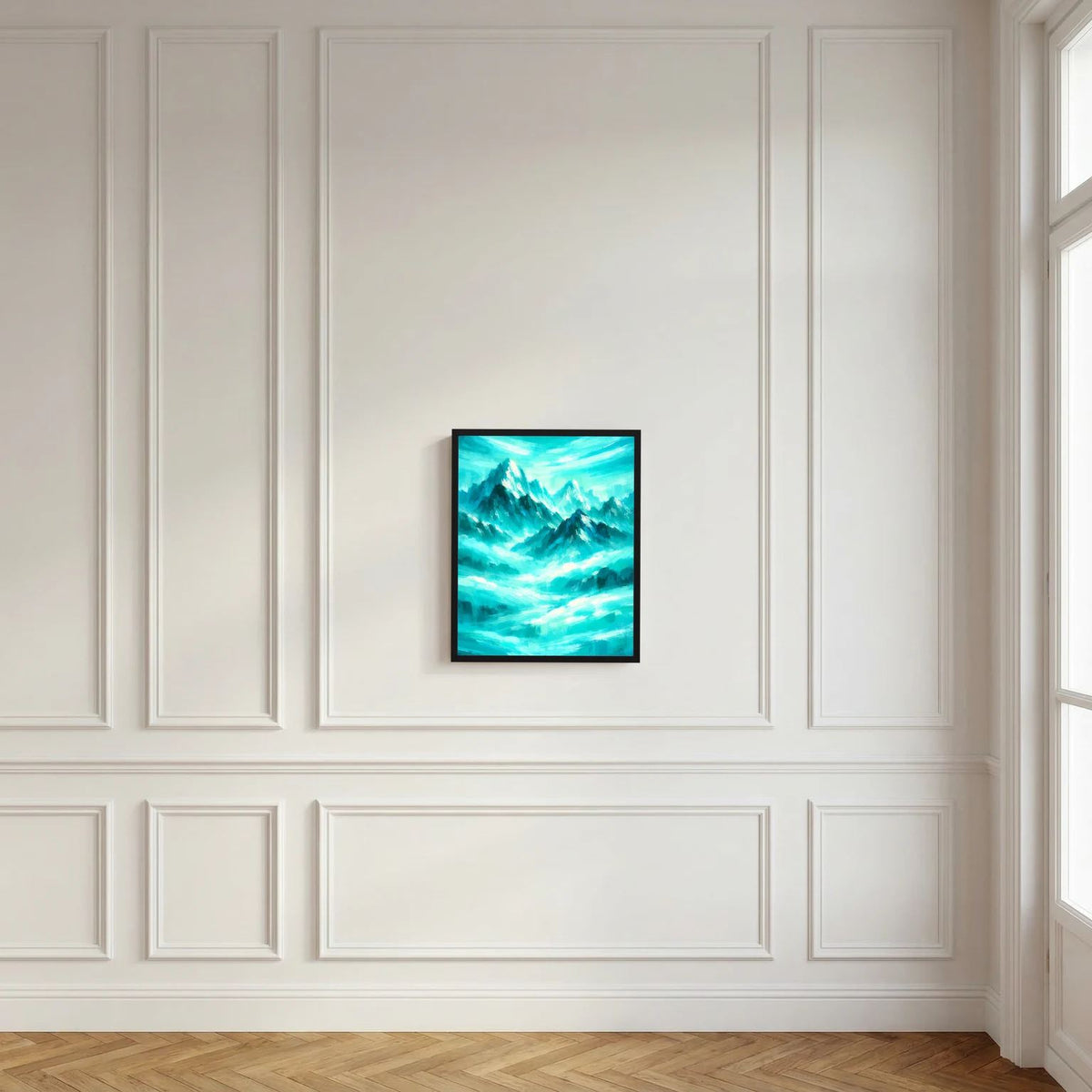 Gerahmtes Poster mit türkisweißer Berglandschaft an einer weißen Stuckwand