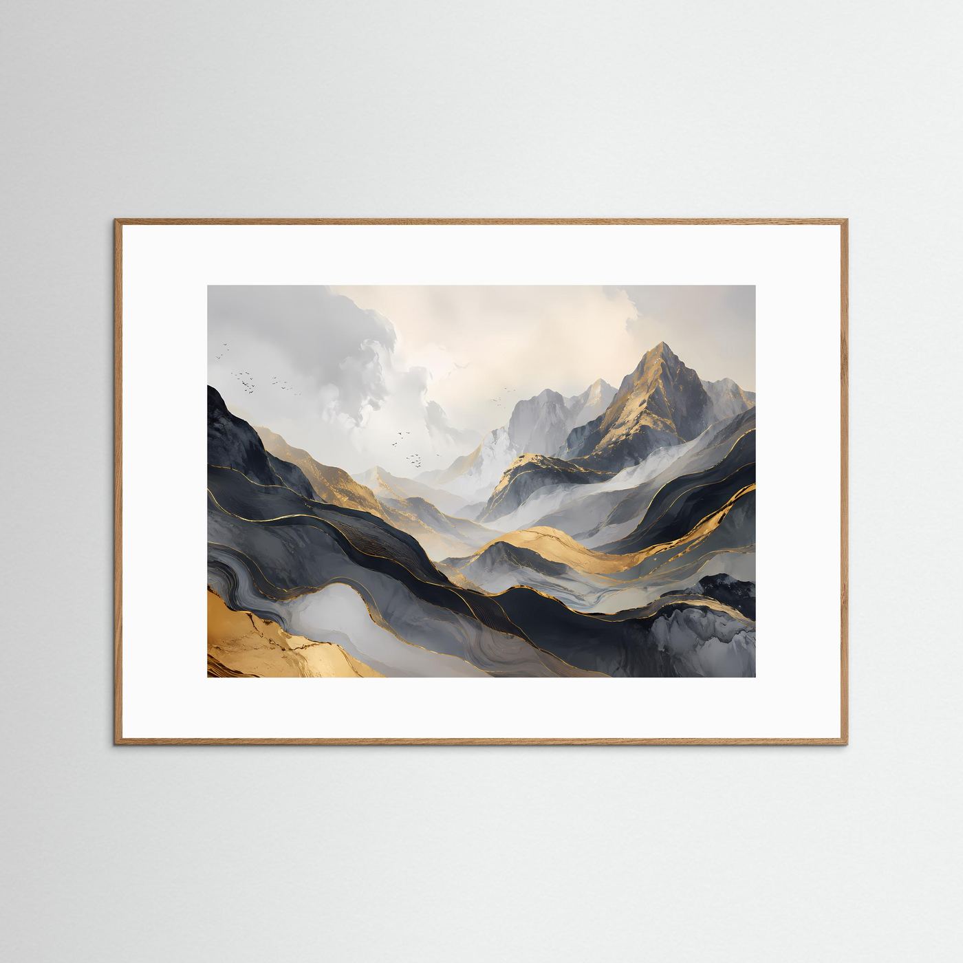 Panoramisches Berglandschafts-Poster mit goldenen Akzenten, brauner Holzrahmen