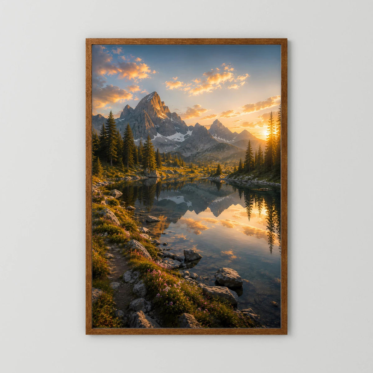 Bergsee bei Sonnenuntergang | Alpenpanorama mit Wasserspiegelung | Poster Hochformat