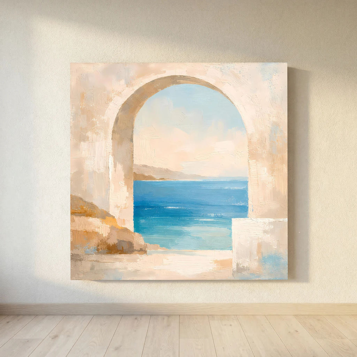 Quadratisches Leinwandbild mit Torbogen, Strandstreifen und blauem Meerabschnitt