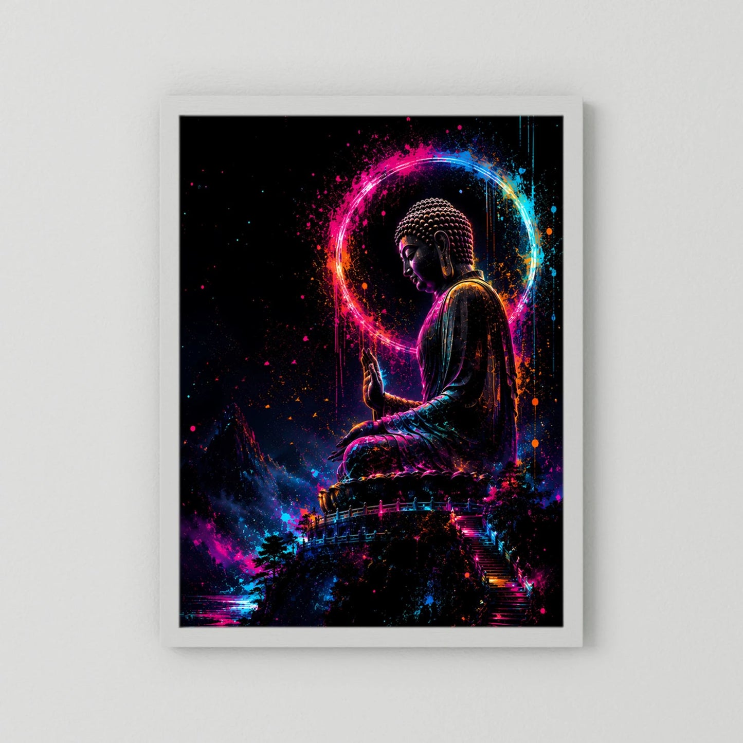Buddha-Kunstposter im Hochformat: sitzende Figur mit Neonkreis, weiß gerahmt