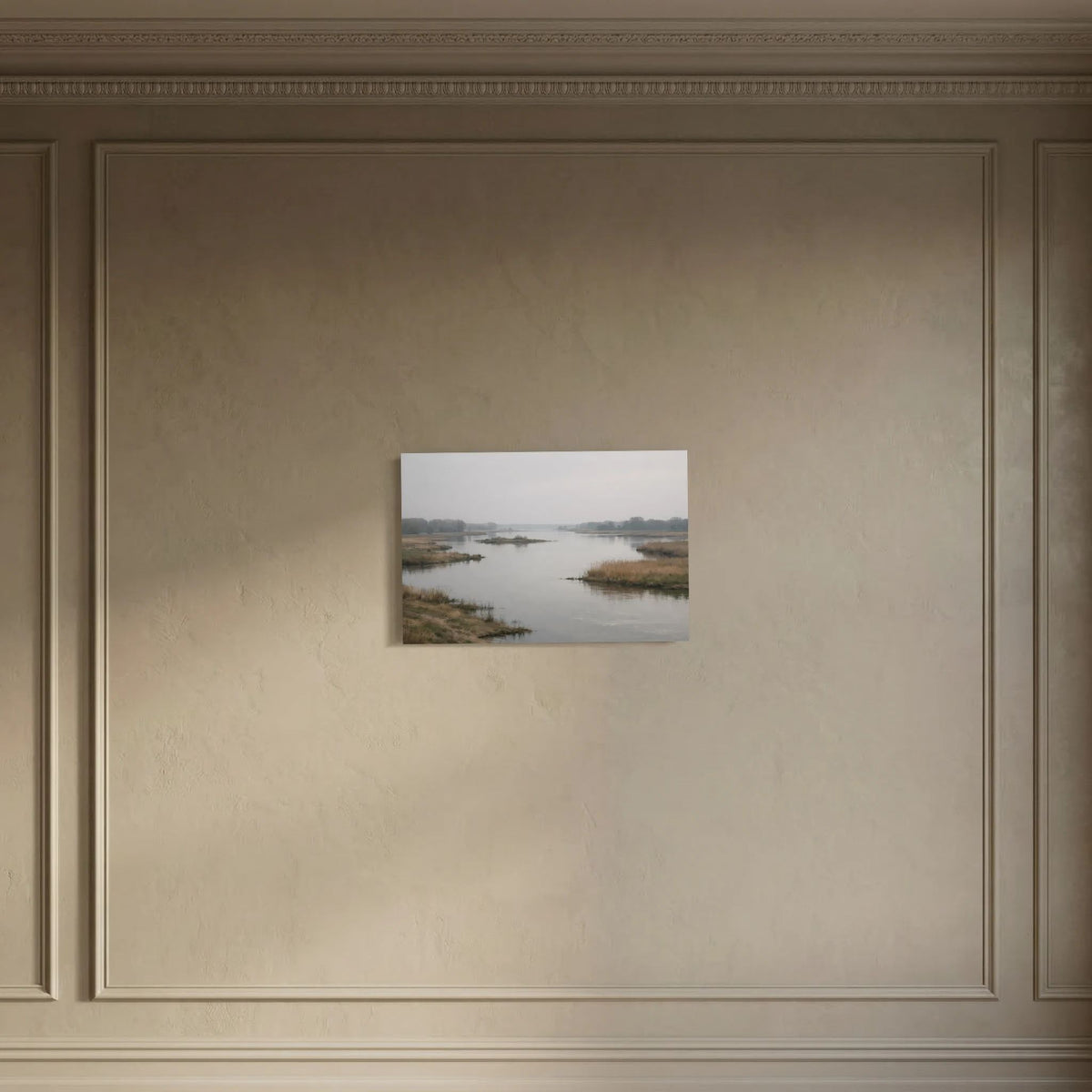 Wandbild im Querformat mit Flusslandschaft im Morgennebel an Zierwand