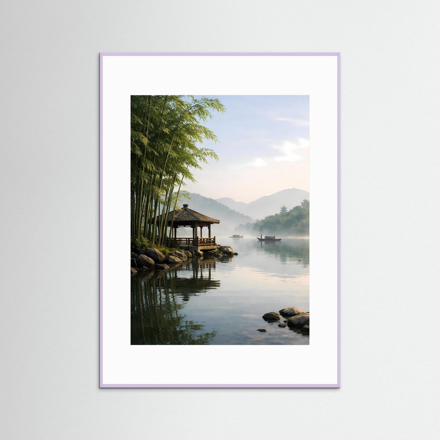 Wandposter mit Steg-Pavillon am Fluss, Bambus am Ufer, im hellen Rahmen