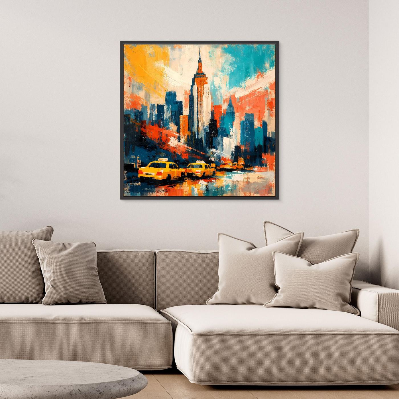 Abstraktes Leinwand-Wandbild mit New-York-Skyline und gelben Taxis, quadratisch im dunklen Rahmen