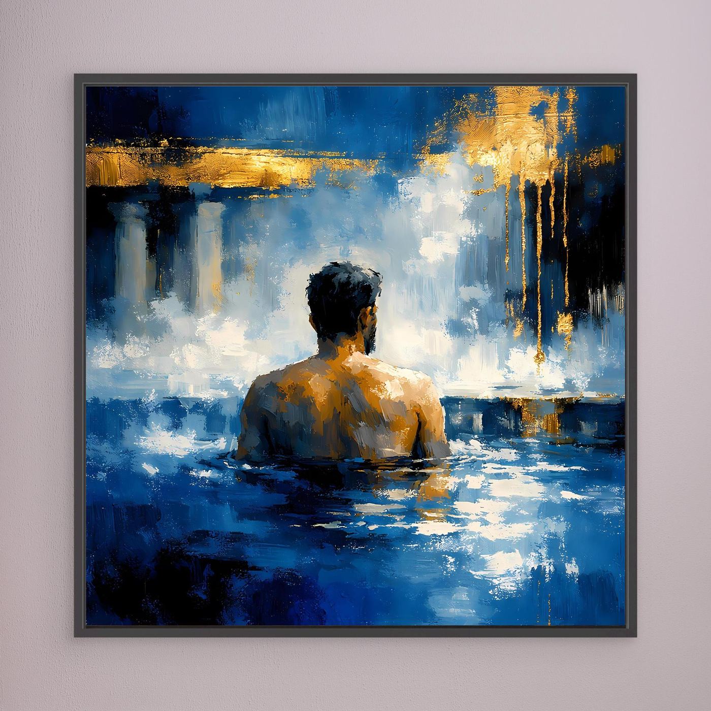 Wandbild auf Leinwand: Rückenansicht eines Mannes im blauen Bad, goldene Akzente, dunkler Rahmen