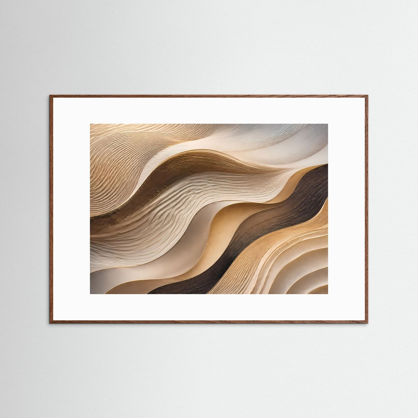 Gerahmte Wandkunst mit abstrakten Wellen in Beige und Gold, brauner Holzrahmen