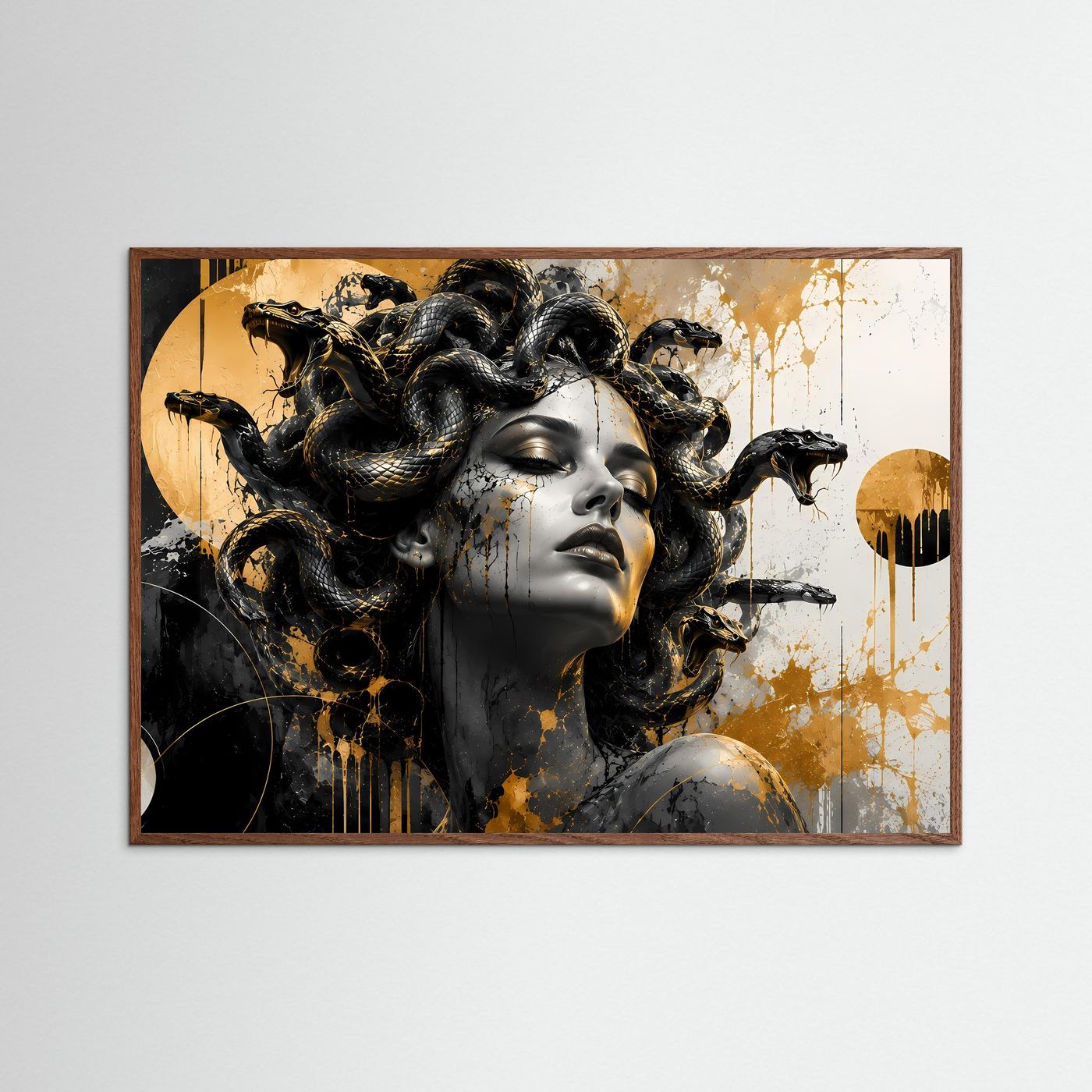 Medusa mit schwarzen Schlangen | Abstrakte Kunst in Schwarz & Gold