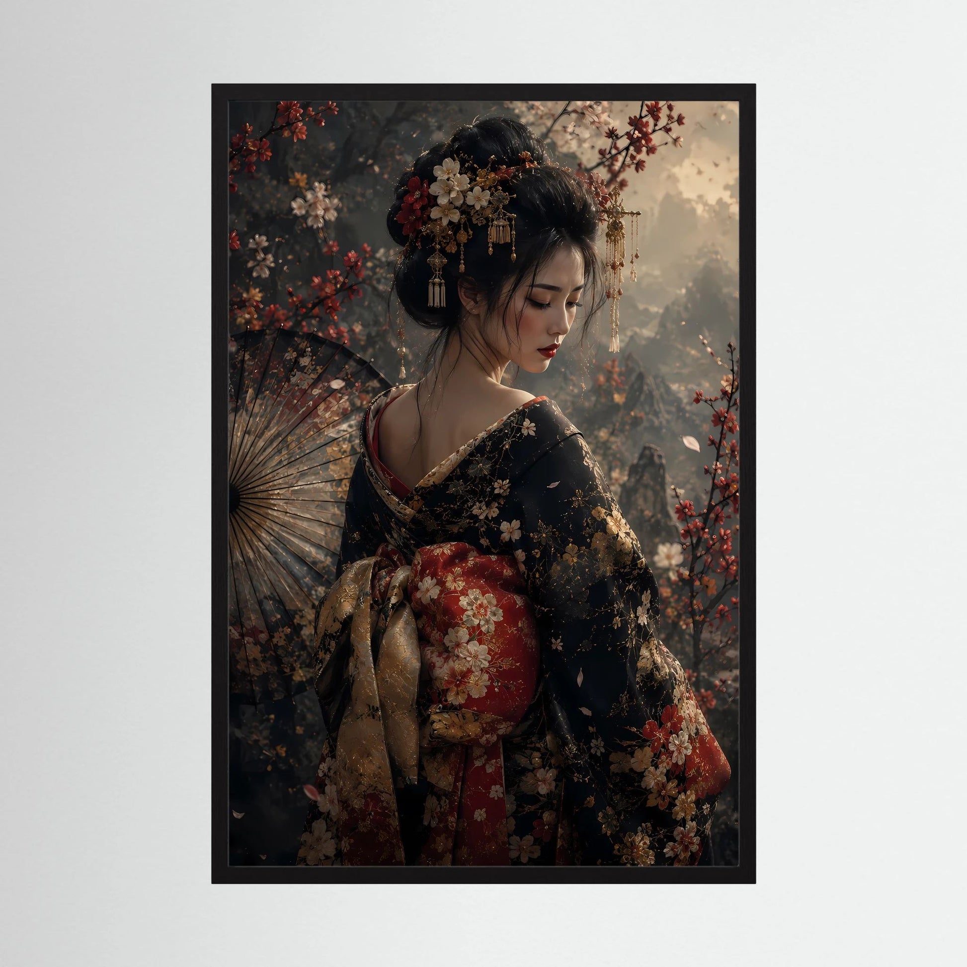 Hochformat-Poster mit Geisha im floralen Kimono, dunklem Fächer, schwarzem Rahmen