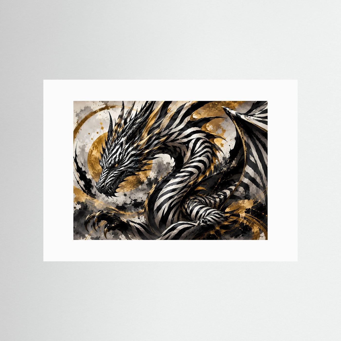 Querformat-Drachenposter mit weißem Rand und gestreiftem Drachen in Schwarz, Weiß und Gold