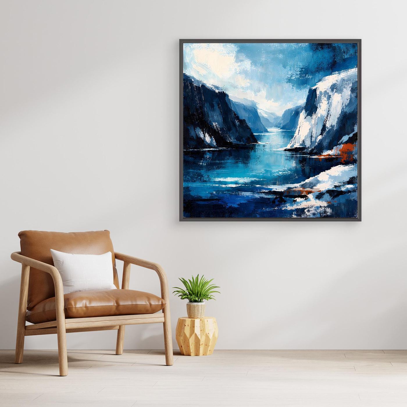 Leinwandbild mit abstrakter Felsküste und Meer in Blau, quadratisch, mit dunklem Rahmen