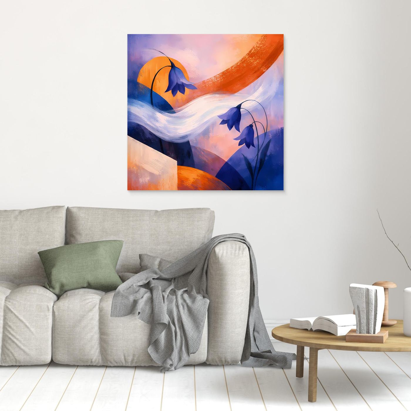 Abstraktes Leinwandbild mit blauen Glockenblumen, orangefarbenem Bogen und pastelligem Hintergrund, braun gerahmt