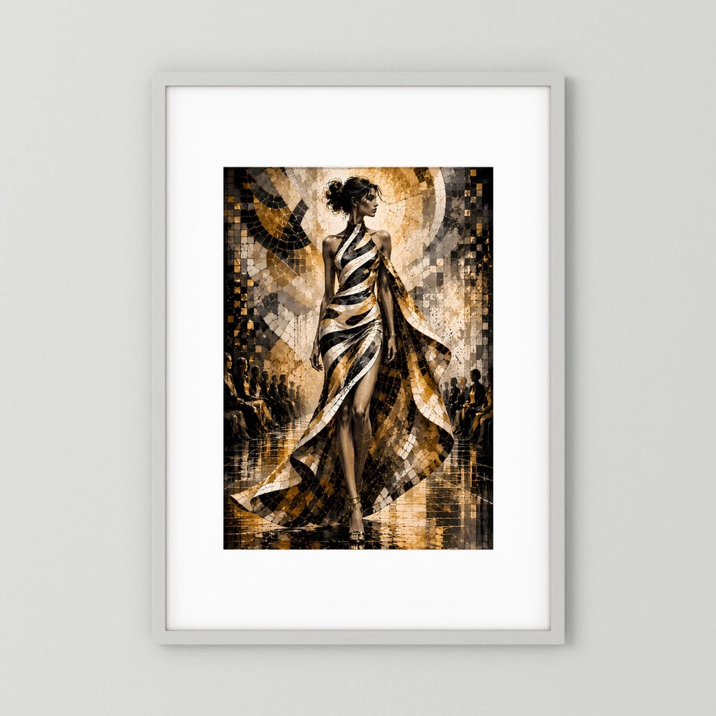 Poster im Hochformat: elegante Frau in Schwarz, Gold und Weiß mit Mosaikoptik.