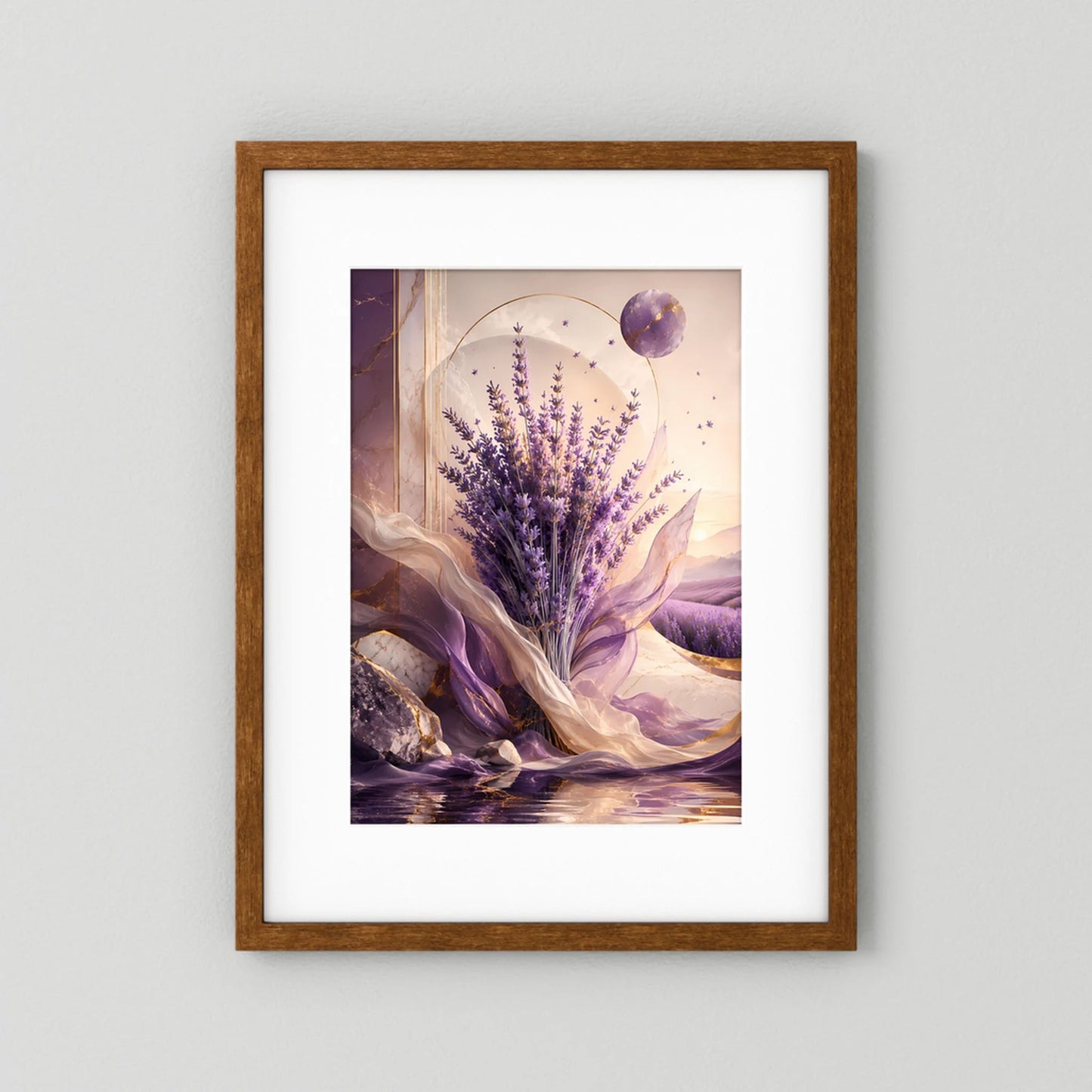 Hochformat-Poster mit Holzrahmen und weißem Rand: Lavendelblüten in Violett und Gold