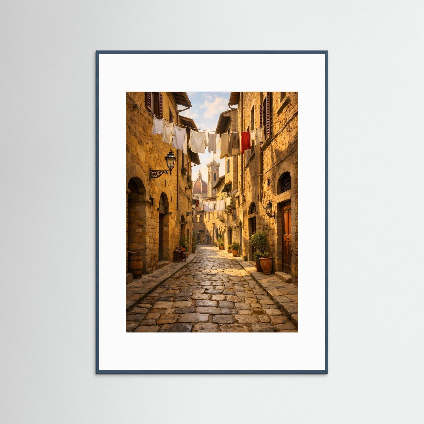 Wandbild Toskanische Gasse Florenz mit blauem Rahmen und weißem Rand
