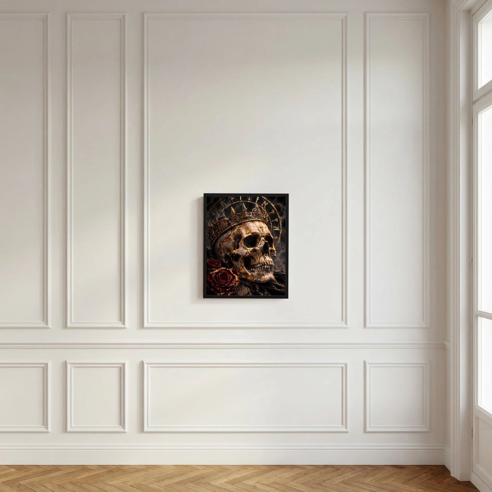 Gerahmtes Poster mit Totenkopf und Krone im Runenkreis, rote Rosenakzente, schwarz-gold
