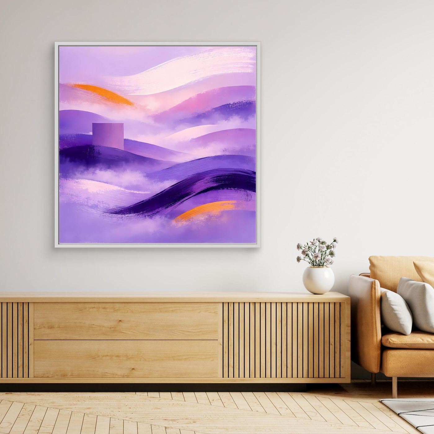 Abstraktes Leinwandbild mit violettem Bergland und gelben Akzenten, weiß gerahmt
