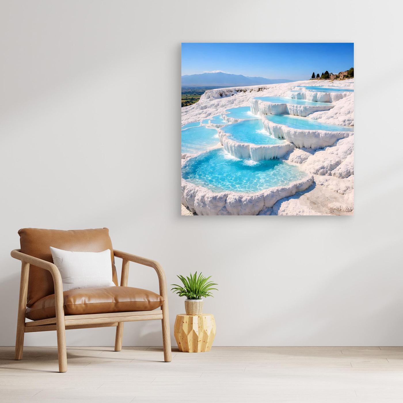 Leinwandbild mit türkisfarbenen Thermalbecken und weißen Kalkterrassen im Panorama