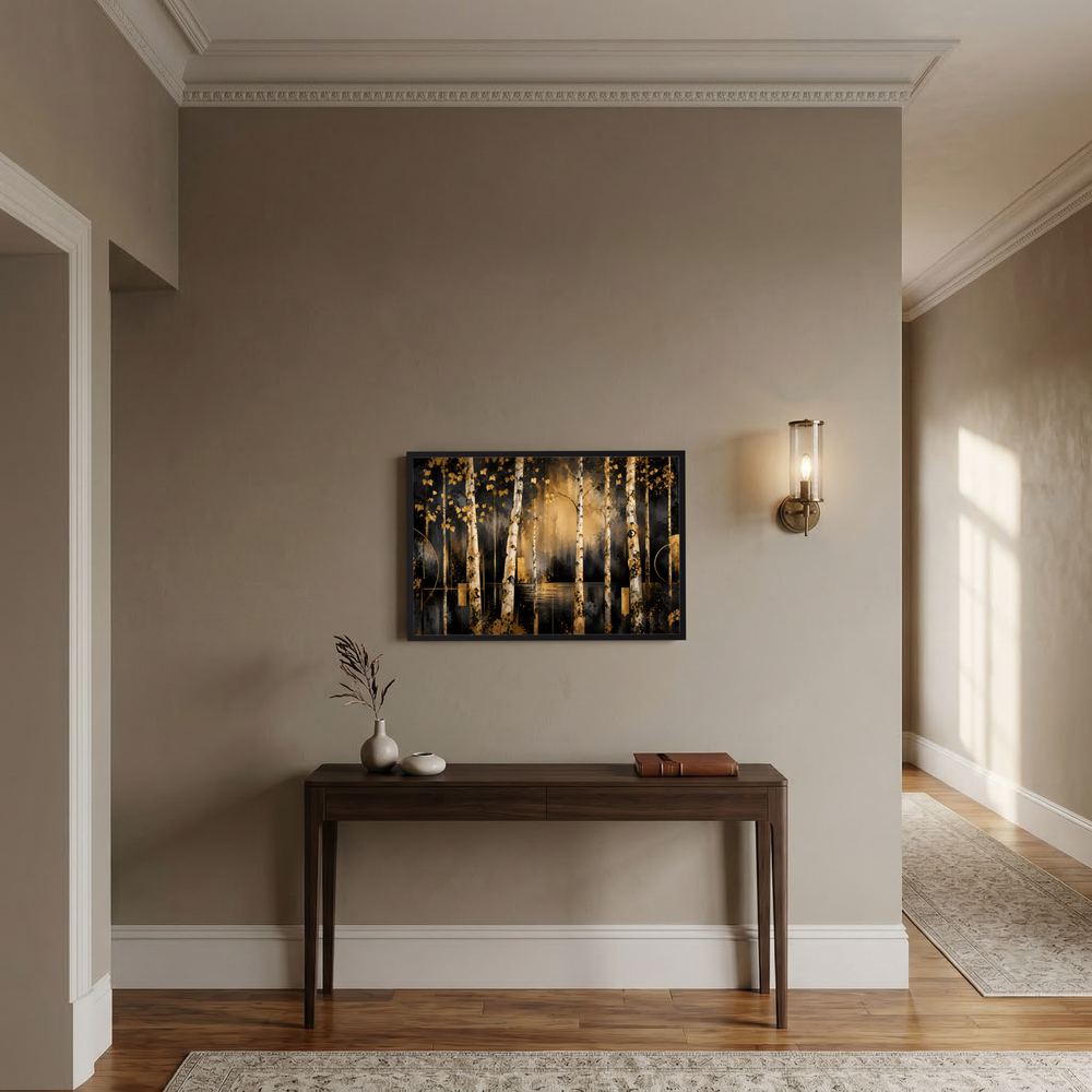 Querformatiges Poster mit dunklem Waldmotiv und goldenen Lichteffekten im rechteckigen Rahmen