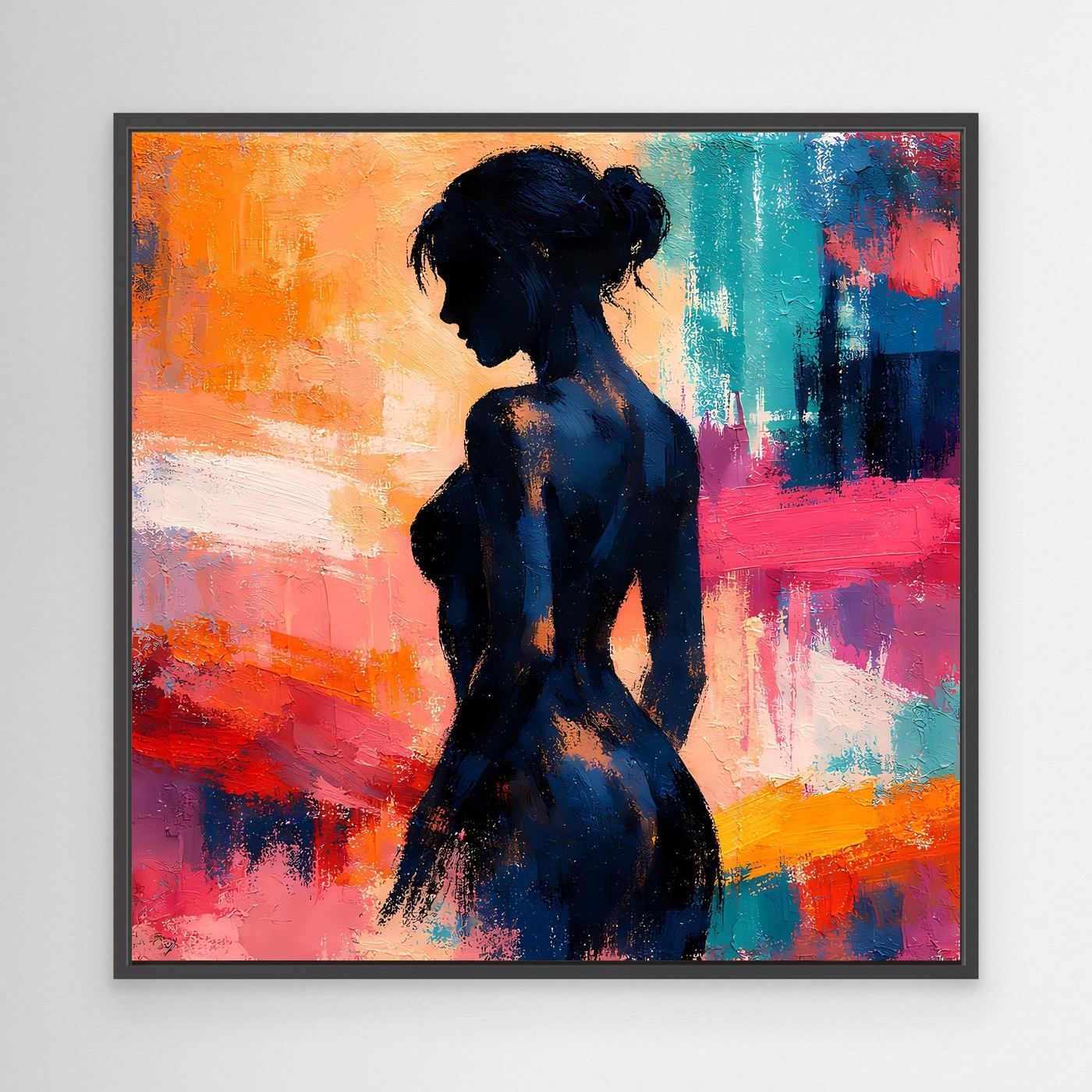 Schwarz gerahmtes Leinwandbild: Frauensilhouette in Dunkelblau, bunte Pinselstriche.