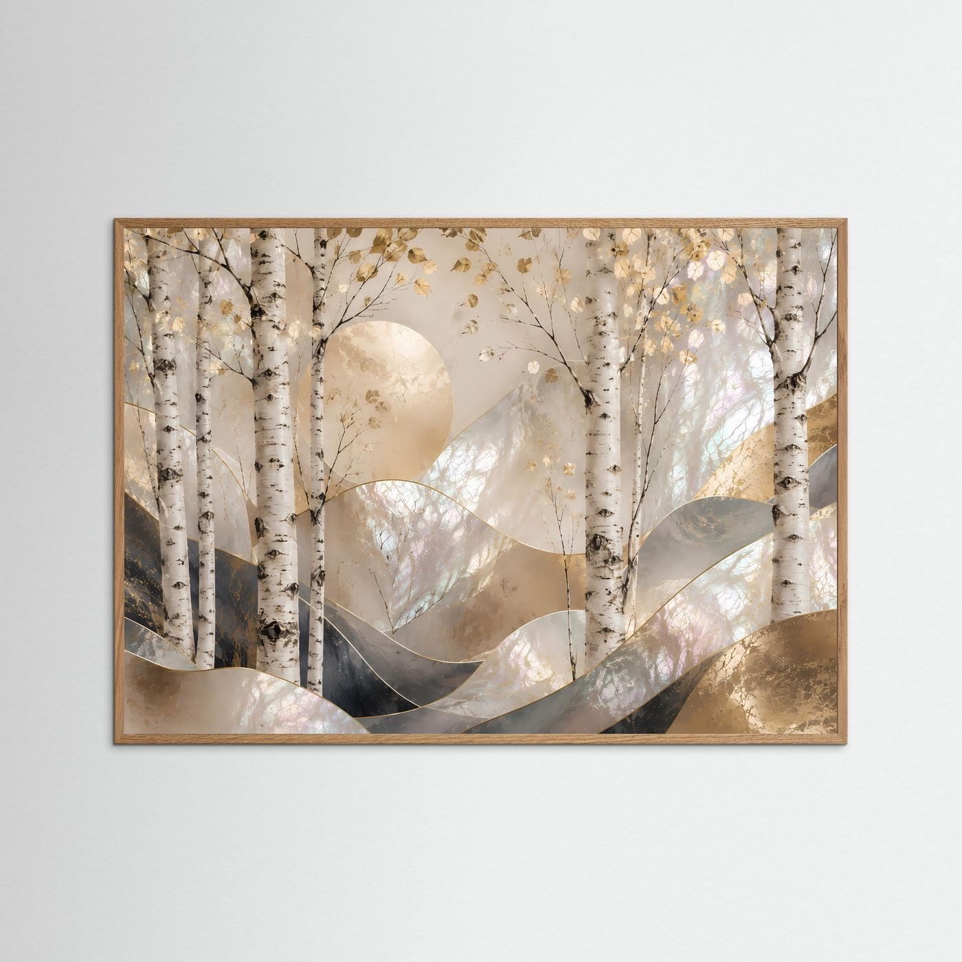 Querformat-Poster Birkenwald in Perlmutt und Gold, heller Eichenholzrahmen, Landschaft.