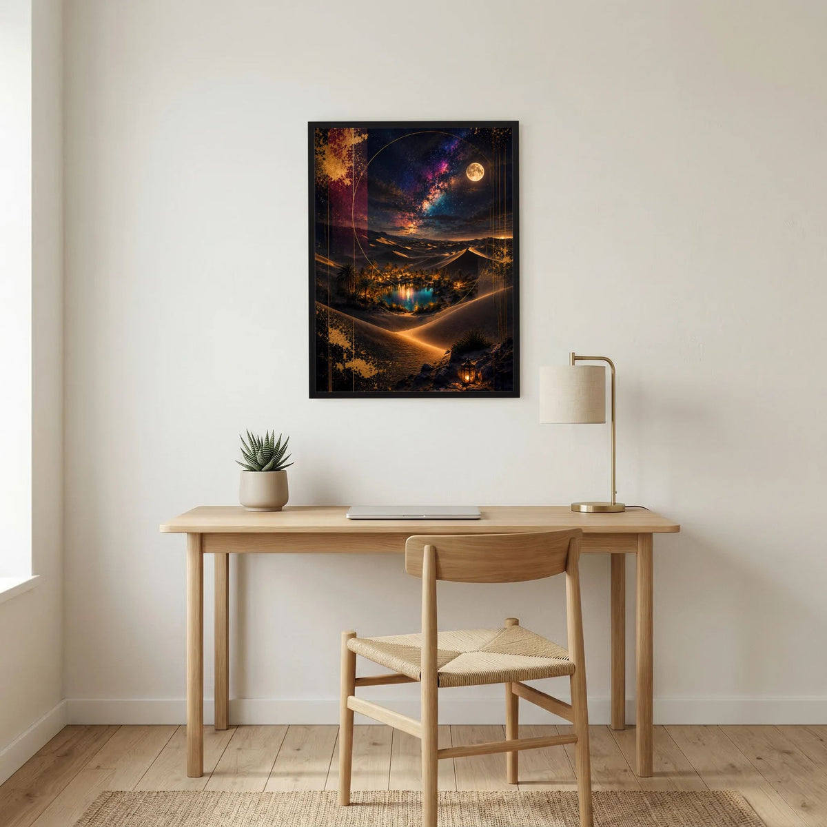 Hochformatiges Poster mit schwarzem Rahmen: Wüstenlandschaft bei Nacht mit Vollmond