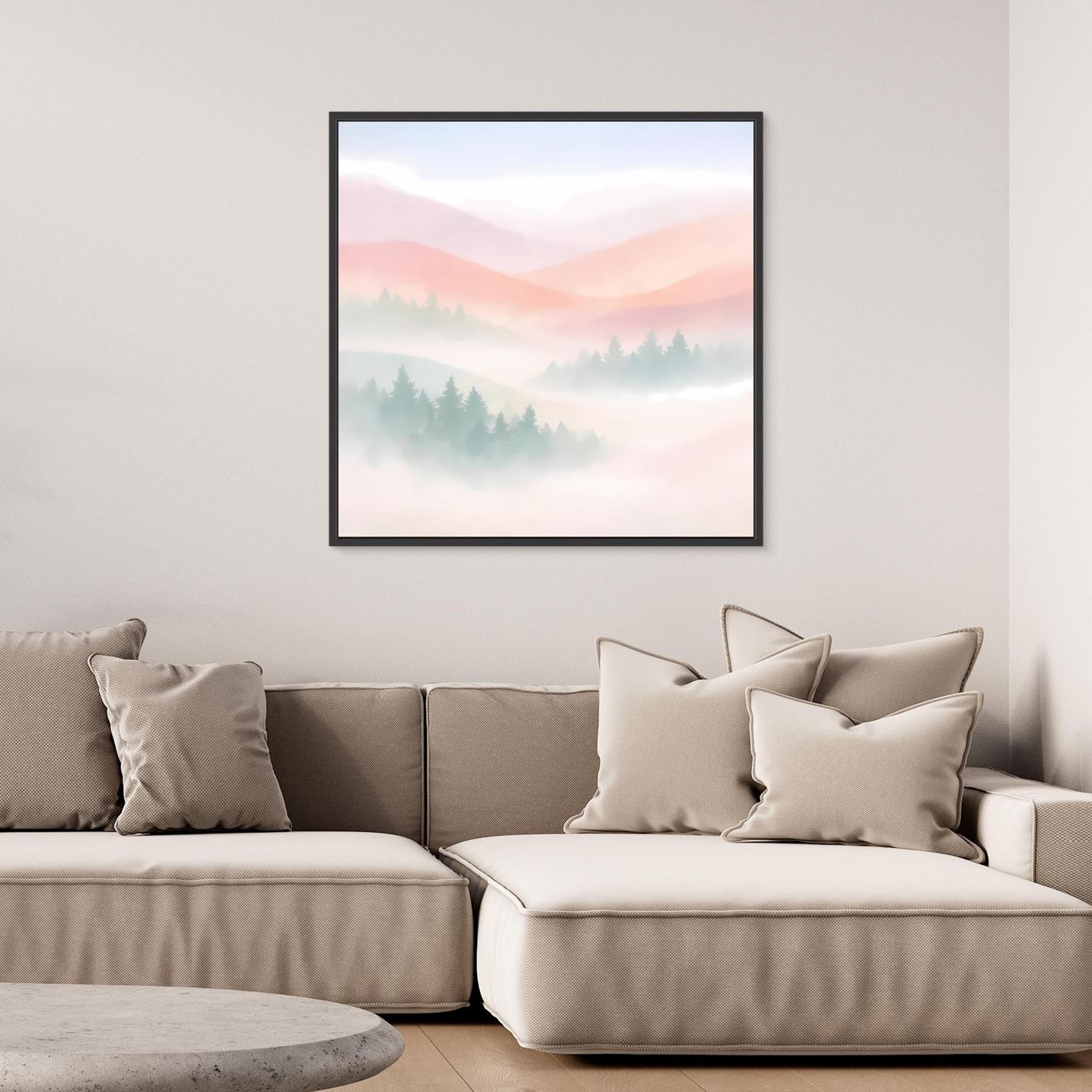 Leinwandbild im schwarzen Rahmen mit pastellfarbenem Bergmotiv und nebligen Wäldern