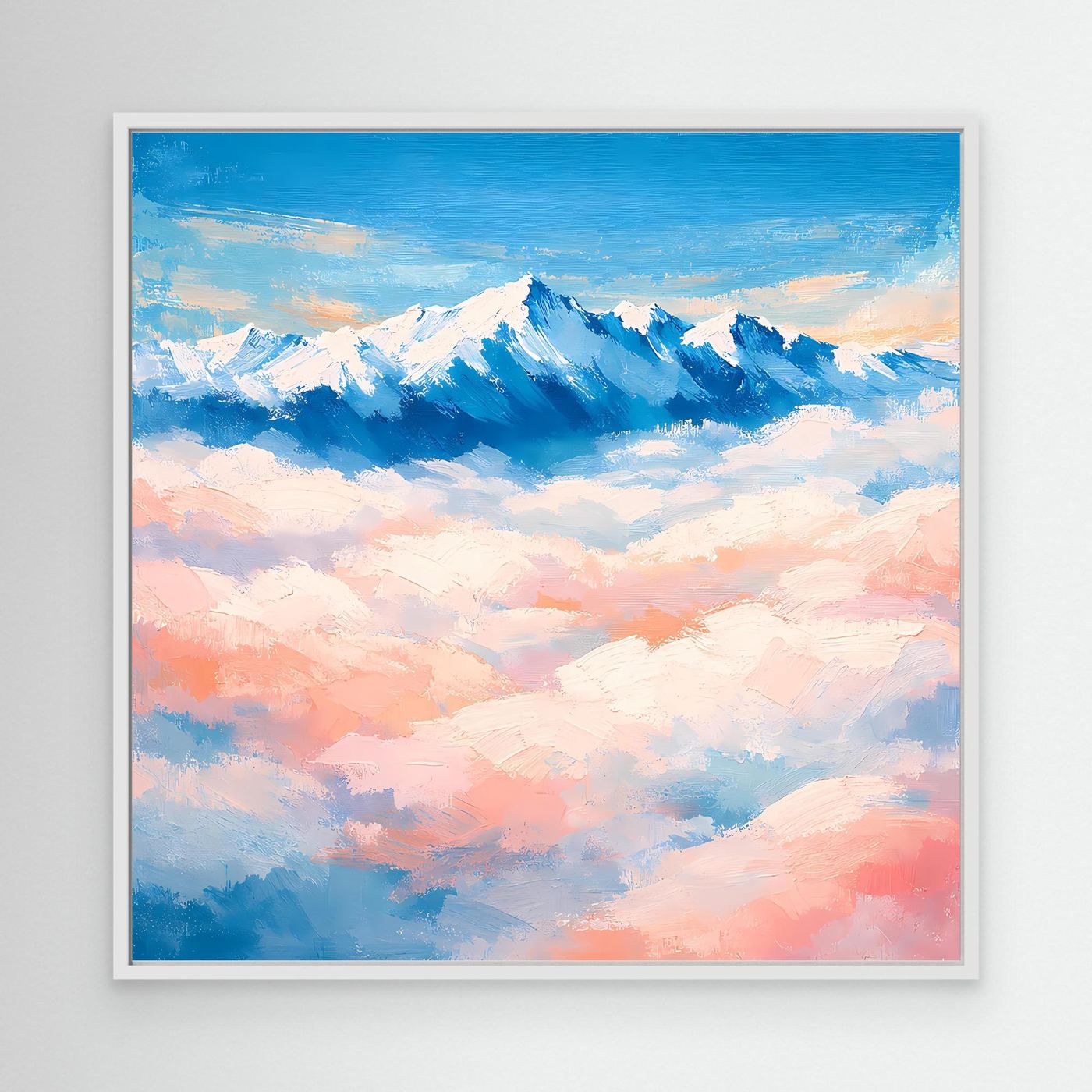 Abstraktes Leinwandbild mit verschneiten Berggipfeln über Wolken, weißer Rahmen