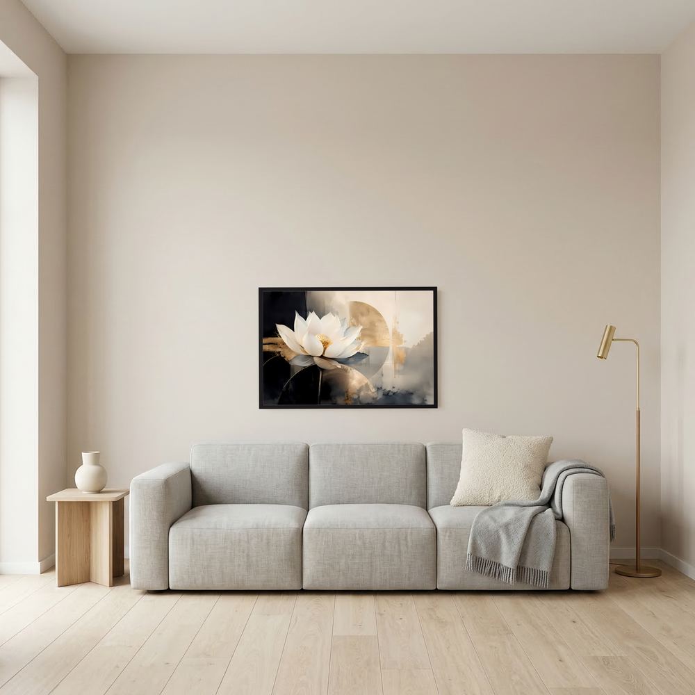 Kleines Querformat-Poster mit weißer Lotusblüte in Schwarz-Gold-Abstrakt, schwarzer Rahmen
