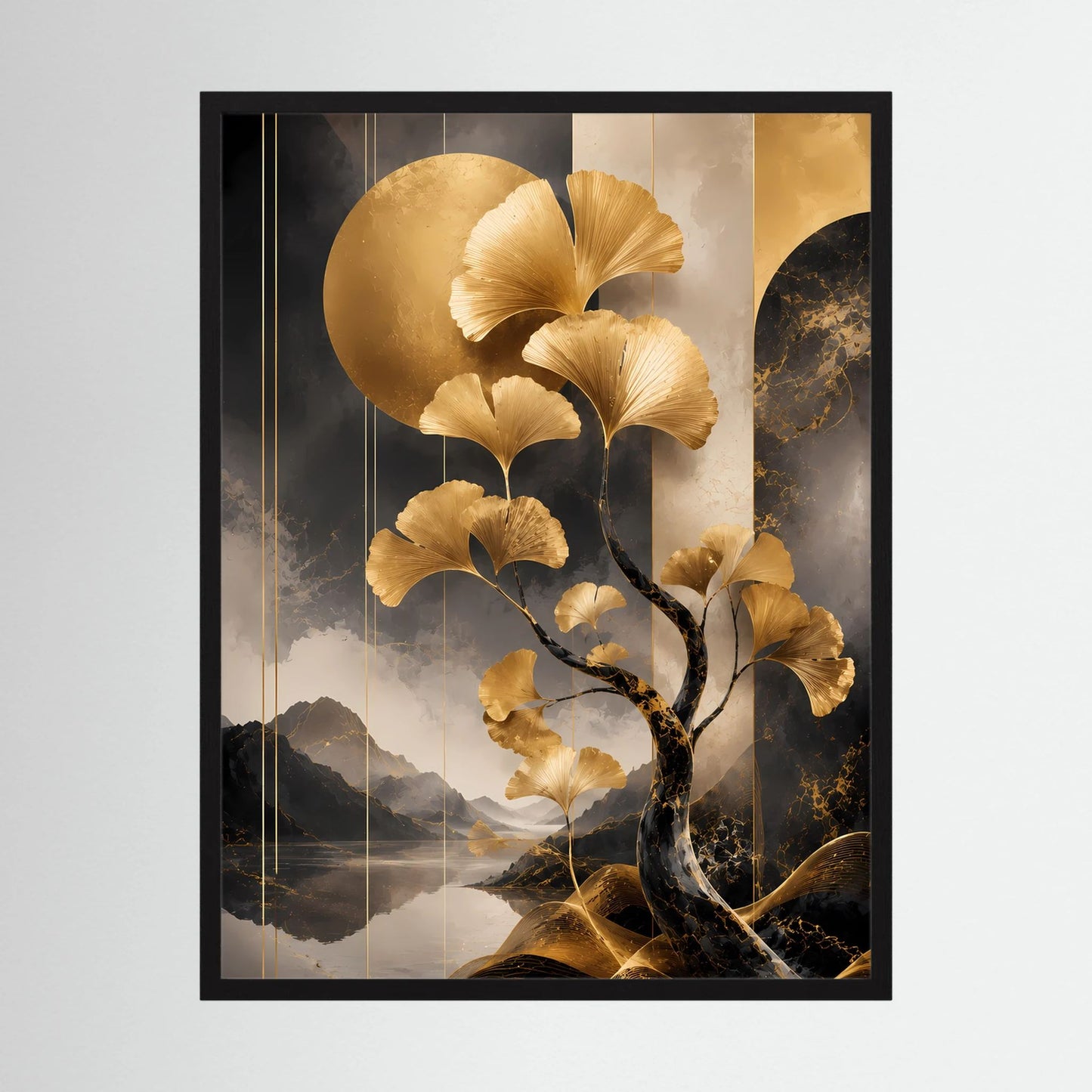 Poster im Hochformat mit goldenem Ginkgobaum und schwarzem Rahmen, abstrakte Berglandschaft