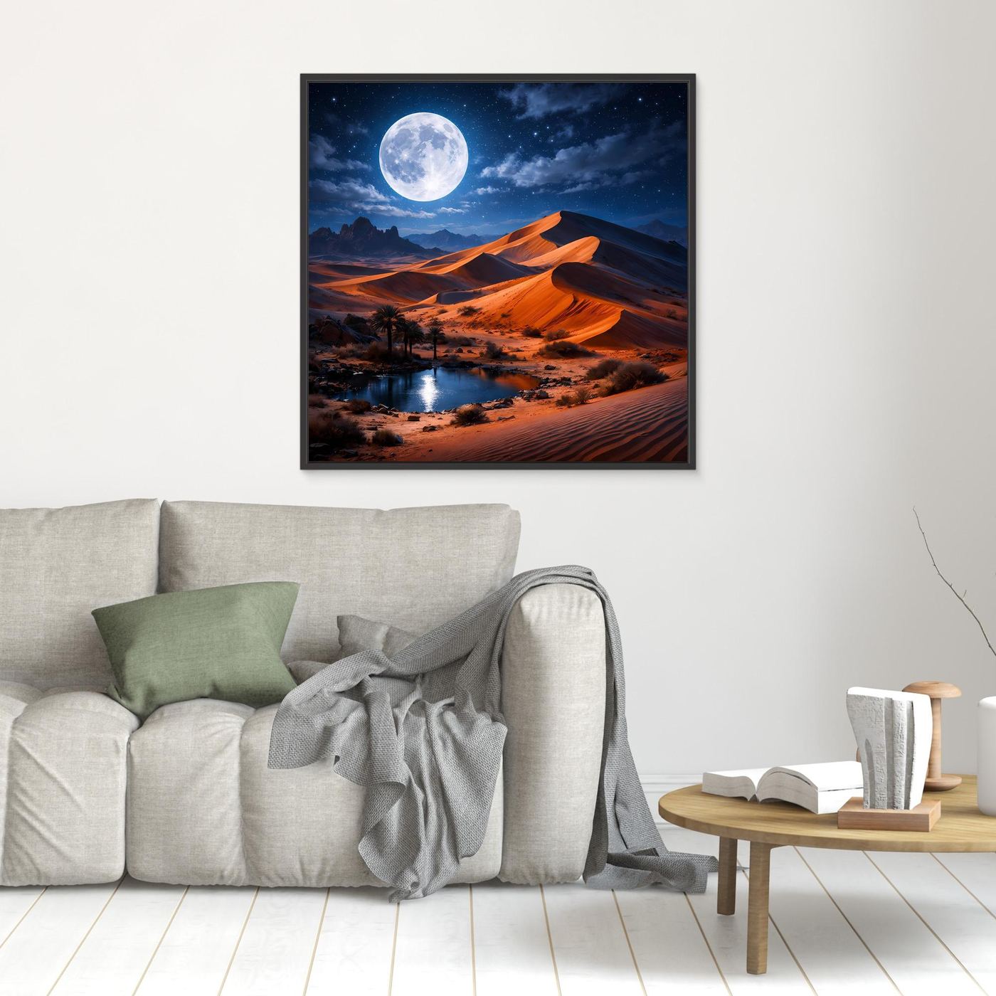 Wandbild mit Wüstenlandschaft bei Mondlicht, orange Dünen, dunkler Rahmen
