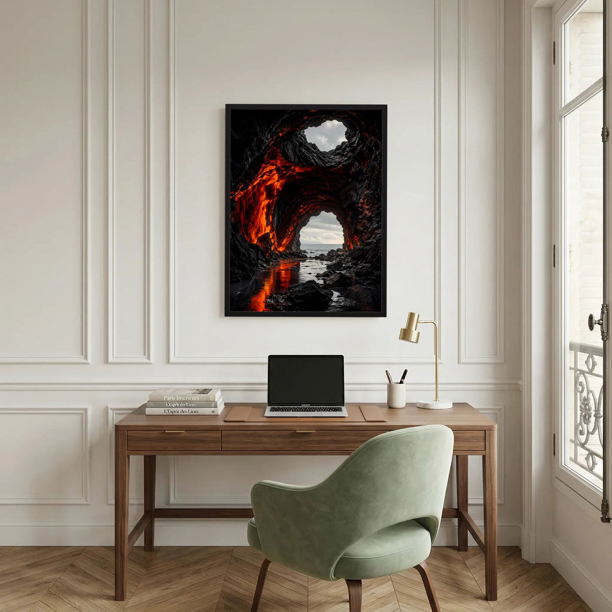 Poster im Hochformat mit schwarzem Rahmen: Schwarzrote Lavahöhle und Blick auf den Ozean