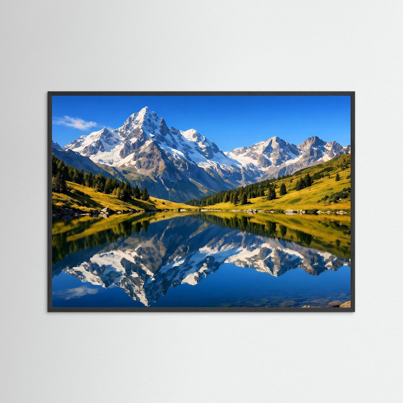Panoramaposter mit Alpen und Spiegelsee, schwarzer Rahmen