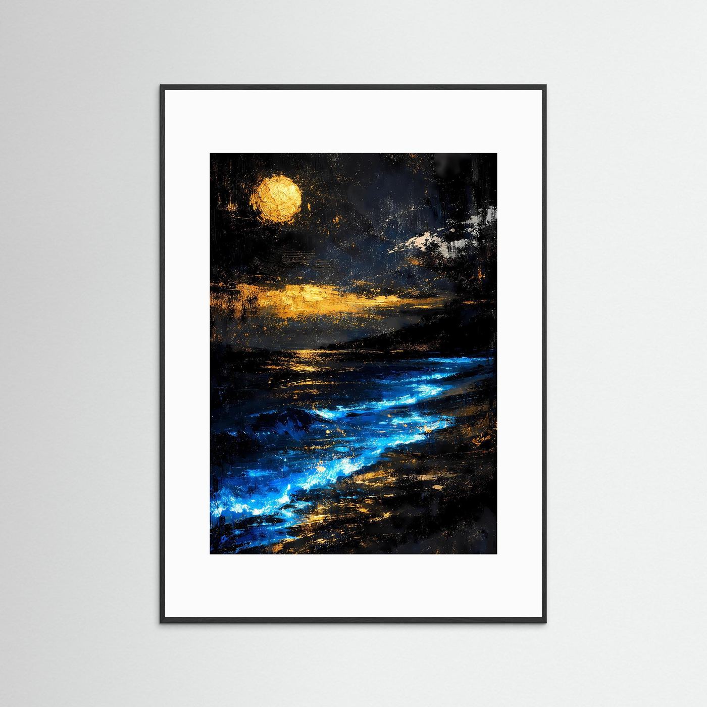 Abstraktes Ozeanposter mit goldenem Mond und blau leuchtender Küste, weißes Passepartout, schwarzer Rahmen