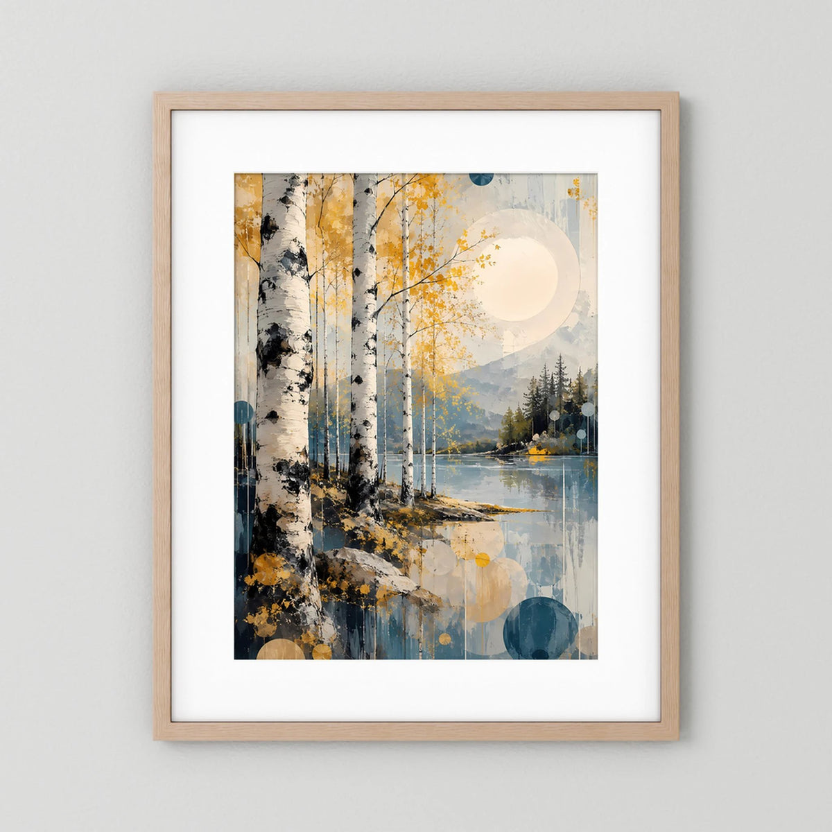 Hochformatiges Poster mit abstrakter Waldlandschaft, Gold- und Blaunuancen, heller Holzrahmen