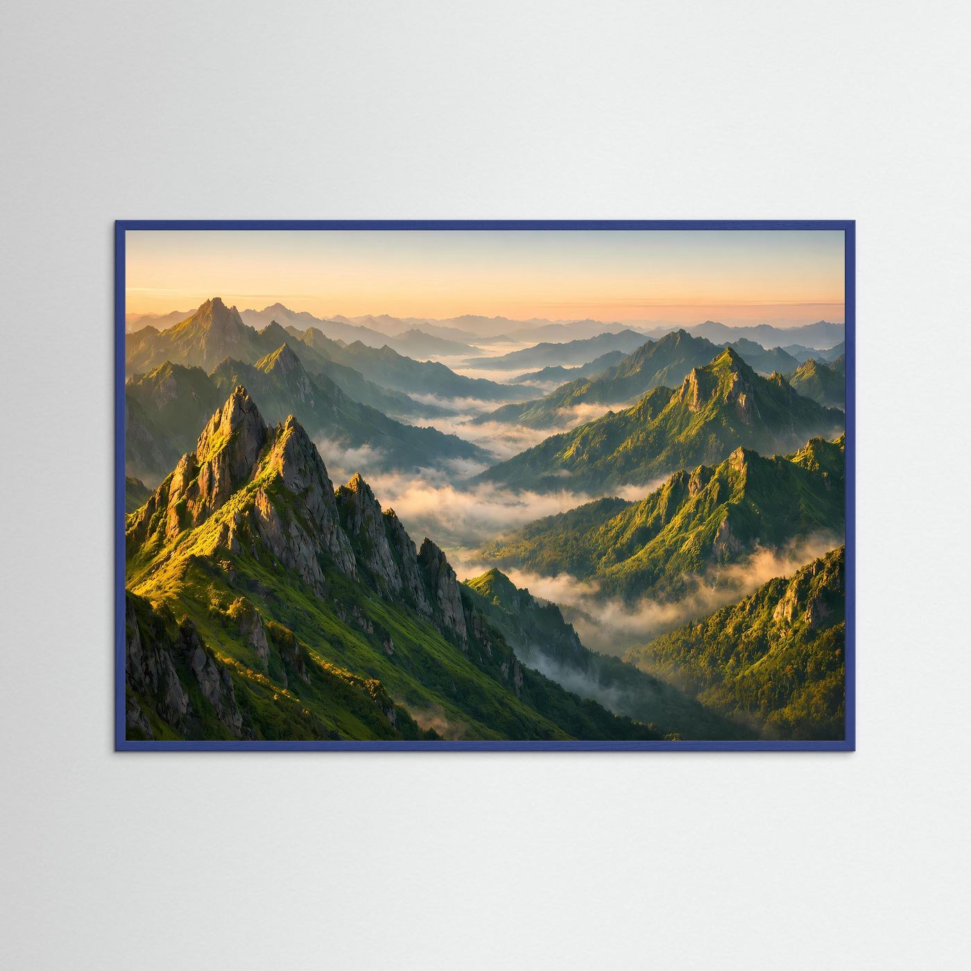 Bergpanorama-Poster im Querformat mit Sonnenaufgang, blauer Rahmen