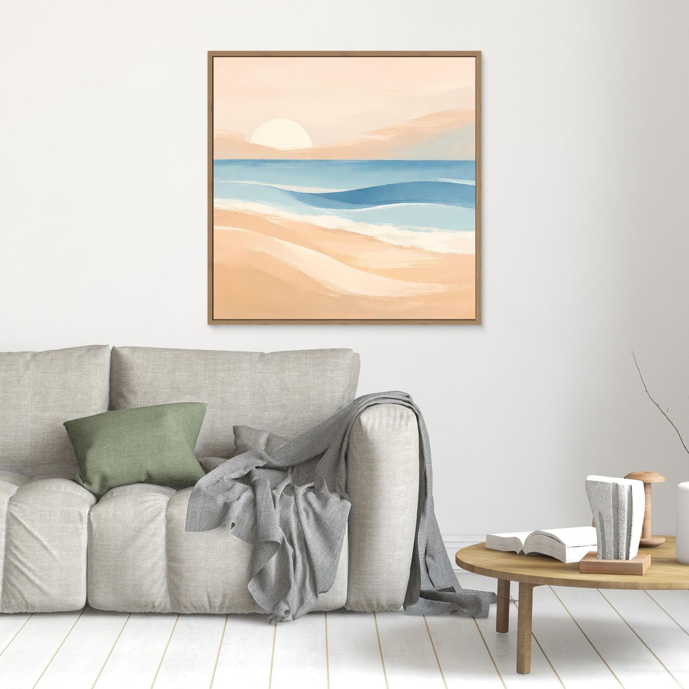Quadratisches Leinwandbild mit Holzrahmen: abstrakter Strand, Meer und Sonnenuntergang in Pastell.