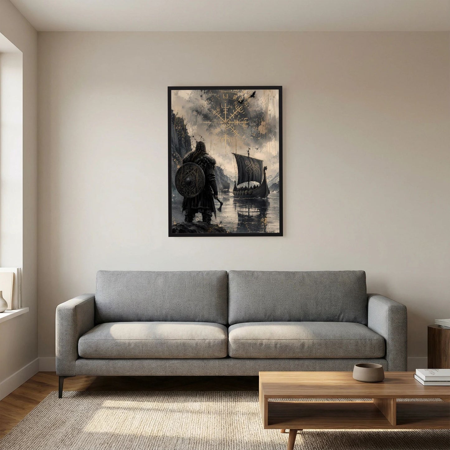 Wikinger-Poster im schwarzen Rahmen: Krieger auf Uferfelsen, Langschiff und Runen.