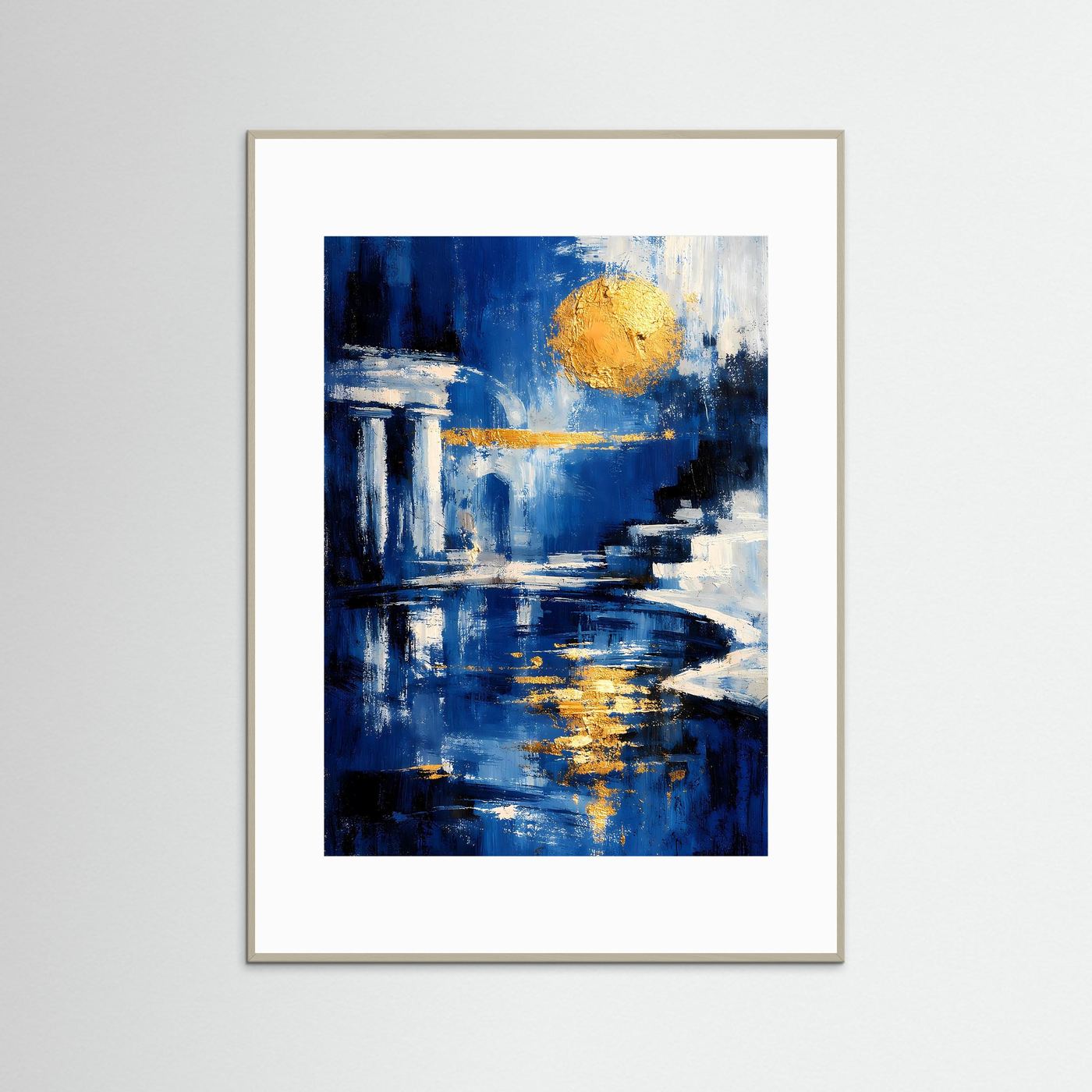 Abstraktes Poster mit antiken Säulen, blauem Wasser und goldenem Mond im grauen Rahmen