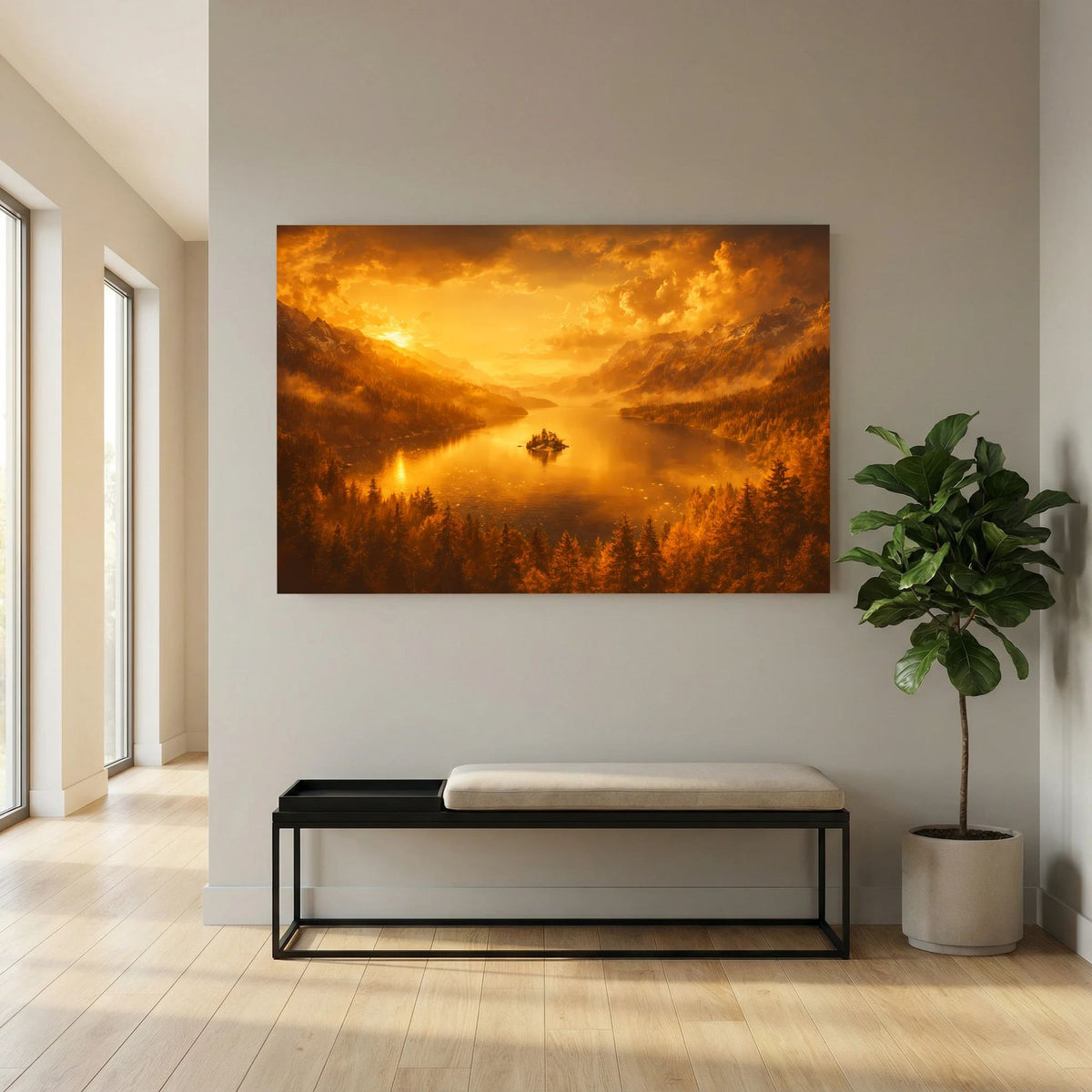 Wandbild im Querformat mit goldenem Bergsee im Abendlicht, auf hellem Flur