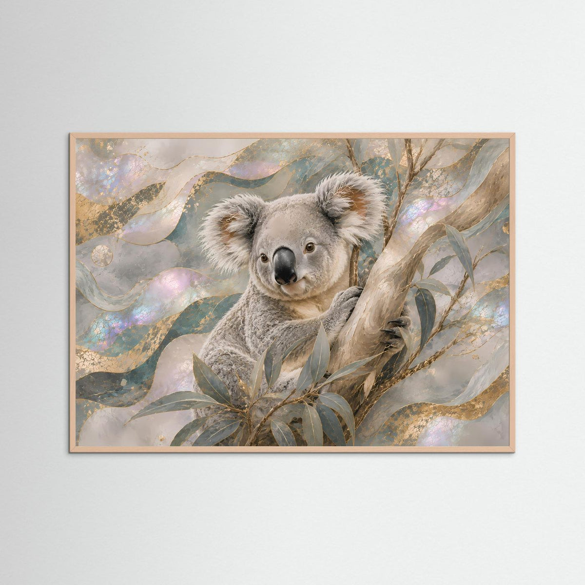 Poster mit Koala zwischen Eukalyptuszweigen im hellen Holzrahmen, abstrakte Tierkunst