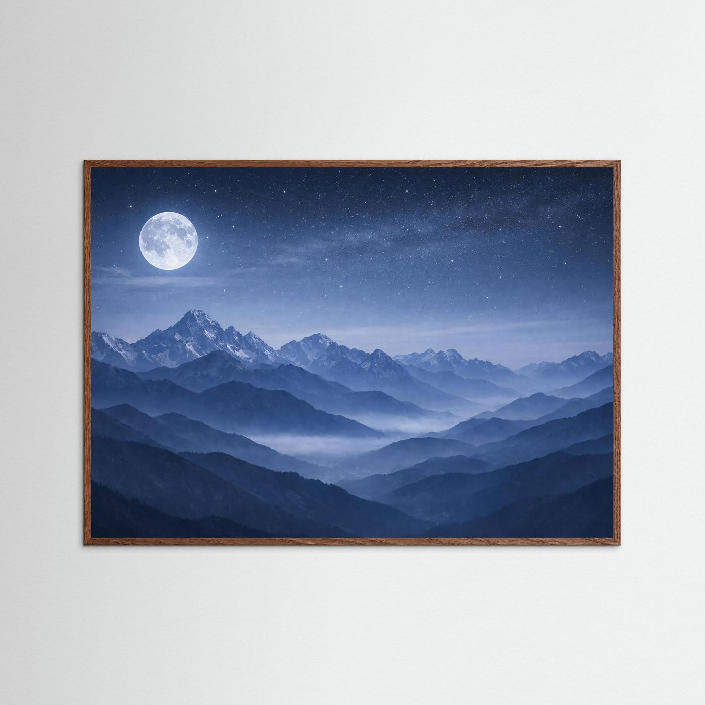 Poster im Querformat mit Vollmond über Alpen, Sternenhimmel, dunkler Eichenrahmen