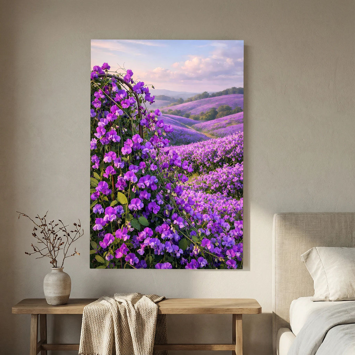 Wandposter im Hochformat mit dichtem lila Blütenhain und geschwungenen Hügelwegen