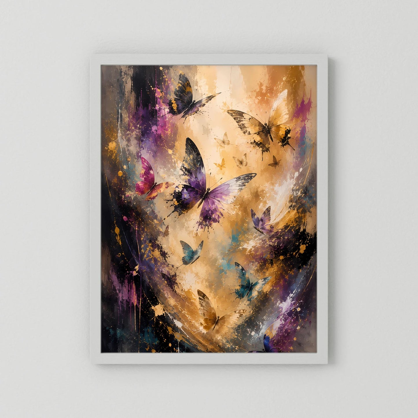 Schmetterlingsposter Hochformat im weißen Rahmen, abstrakte Schmetterlinge in Gold und Violett