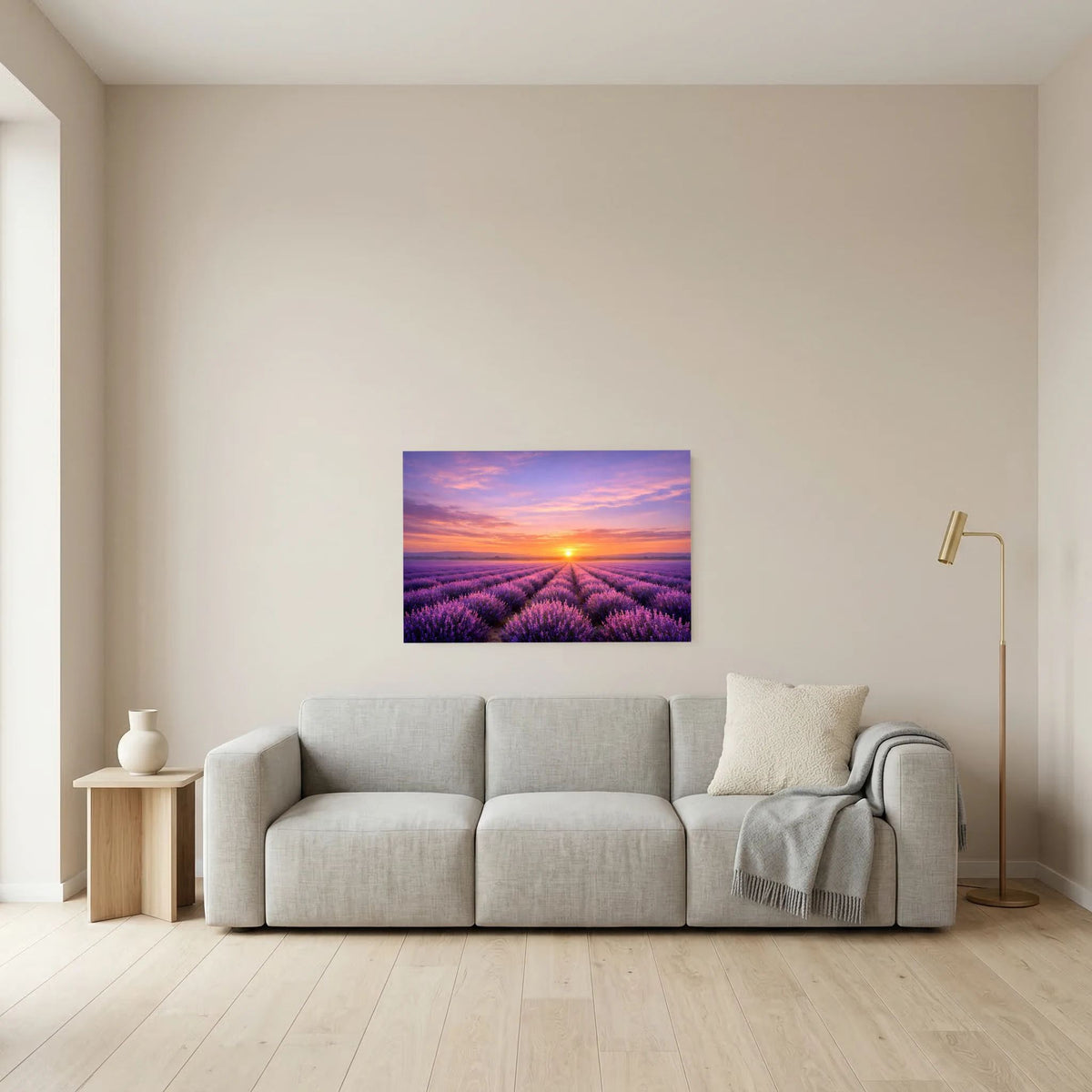 Wandbild im Querformat mit Lavendel-Landschaft und goldener Sonne über den Reihen