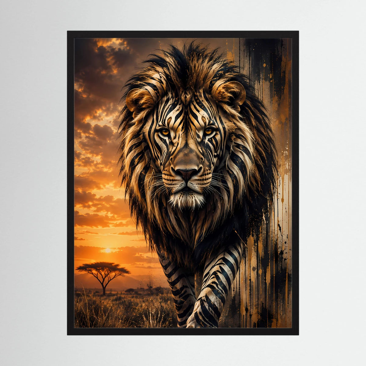 Hochformatiges Löwenposter mit Zebramuster, Löwenkopf im Sonnenuntergang, schwarzer Rahmen