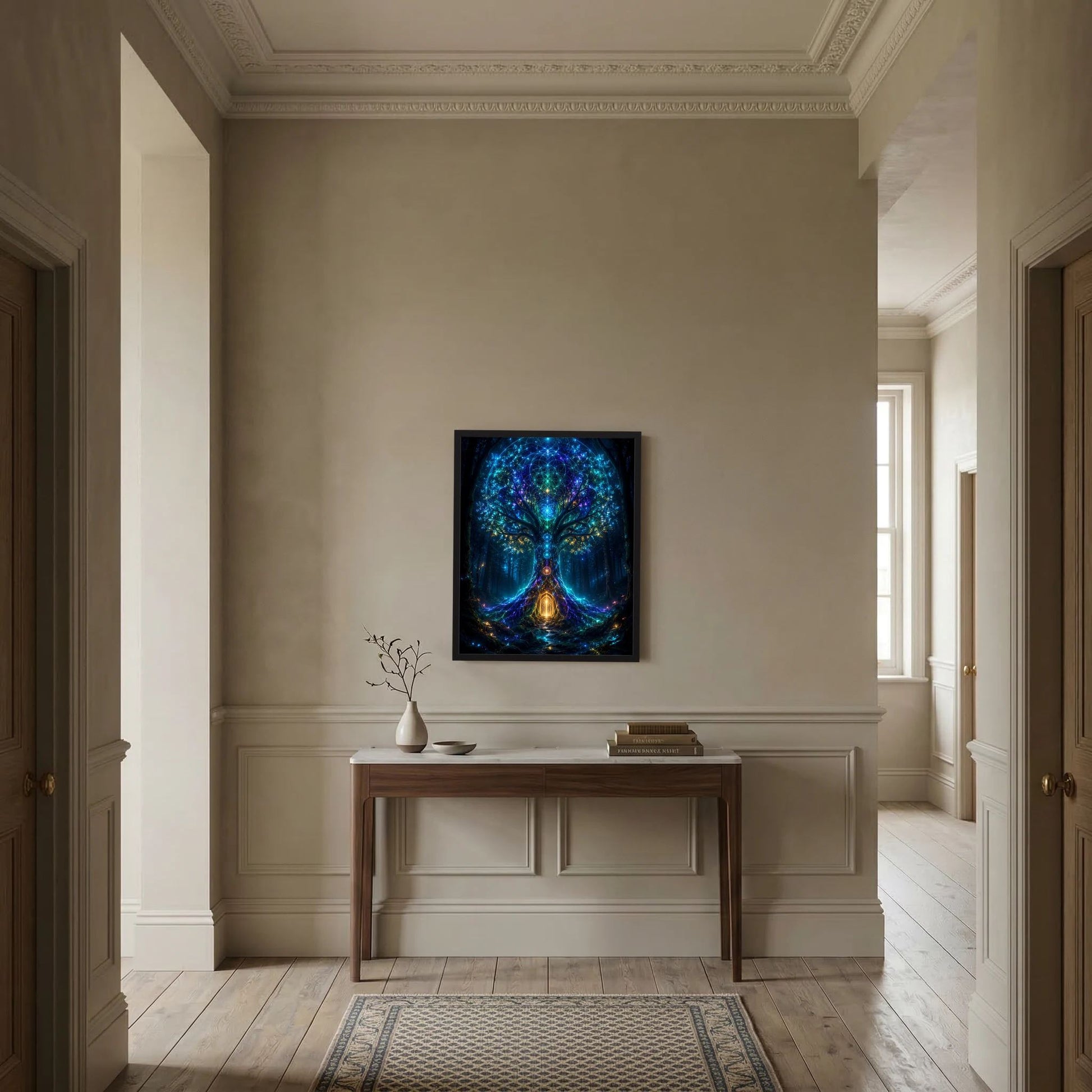 Wandposter im schwarzen Rahmen mit blau leuchtendem Baum-Motiv auf Konsole