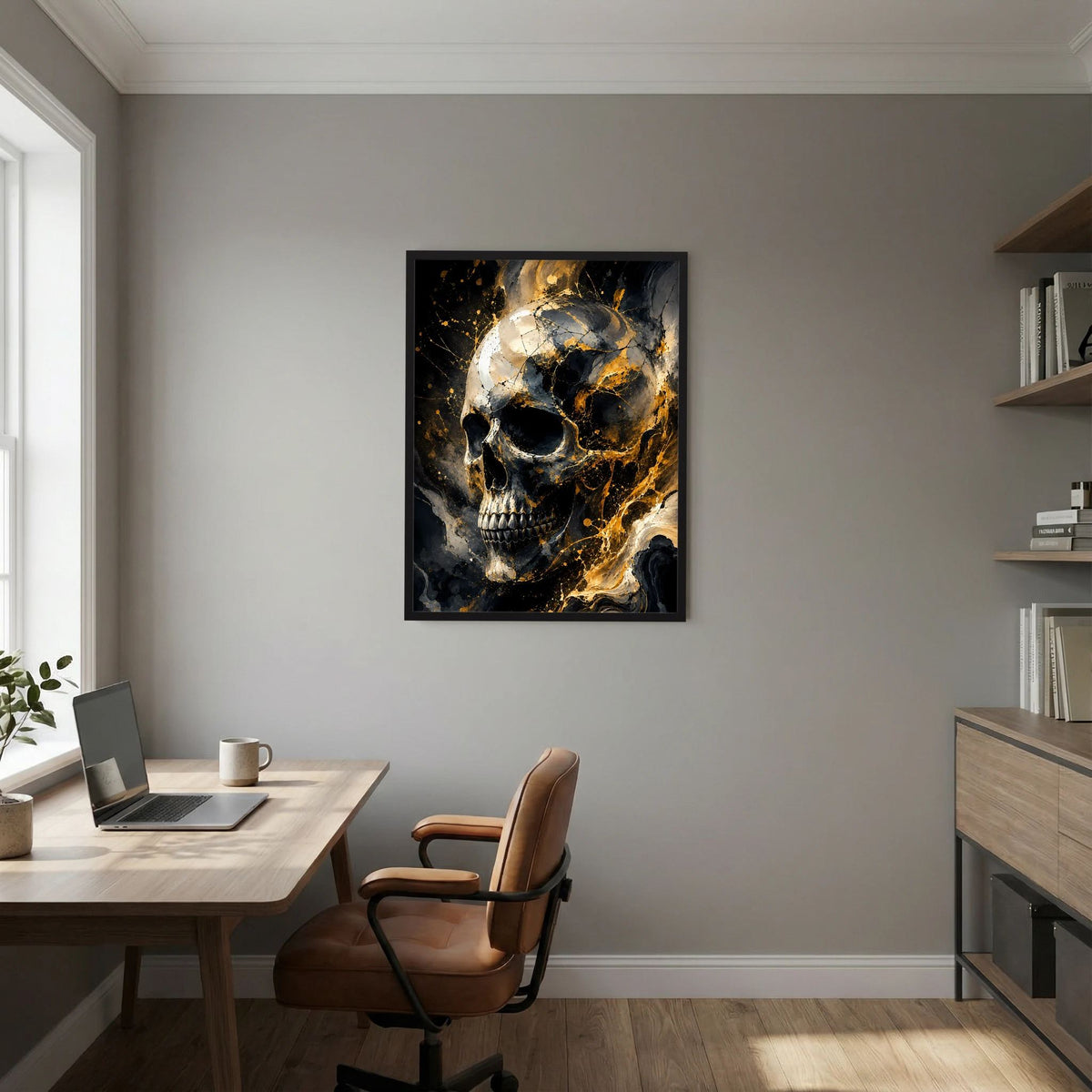 Hochformat-Wandposter mit abstraktem Totenkopf, Schwarz & Gold, schwarzer Rahmen