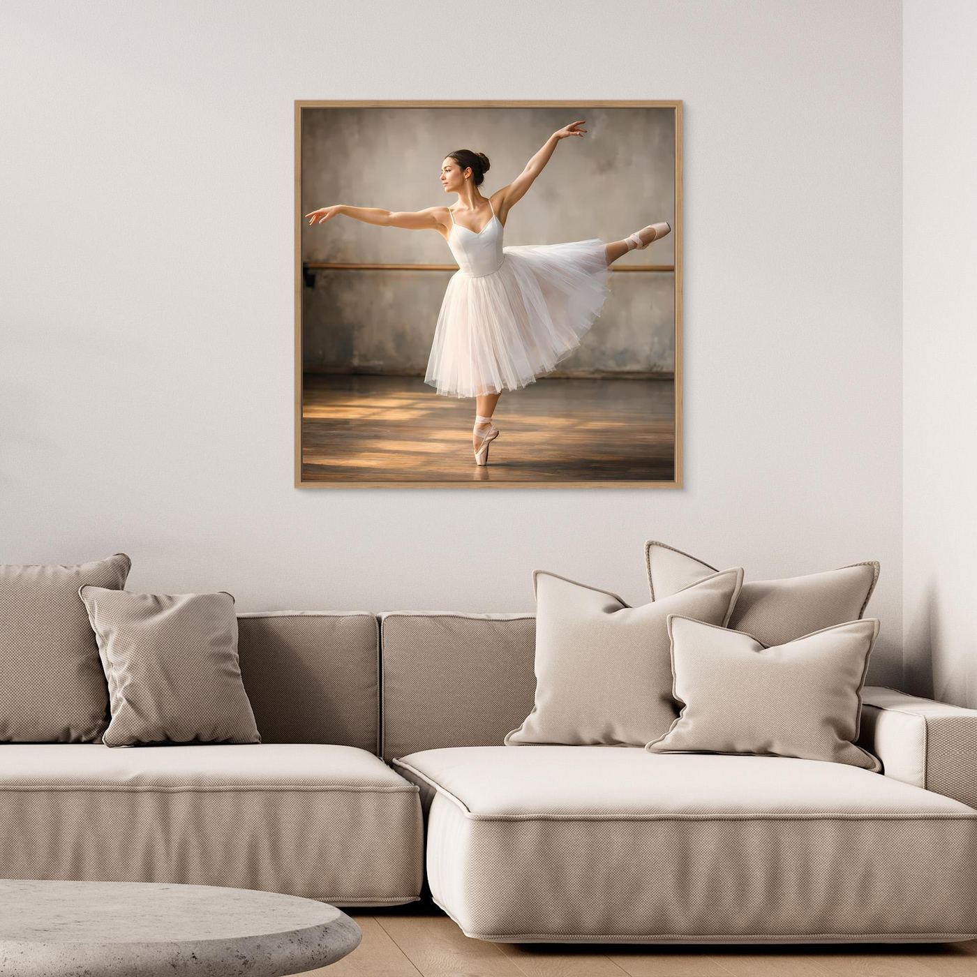 Gerahmtes Leinwandbild mit Ballerina im weißen Tutu, goldbrauner Rahmen