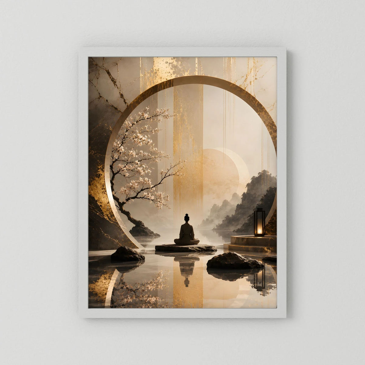 Zen-Kunstposter im goldenen Kreis mit sitzender Figur und Kirschblüten, Beige, weißer Rahmen